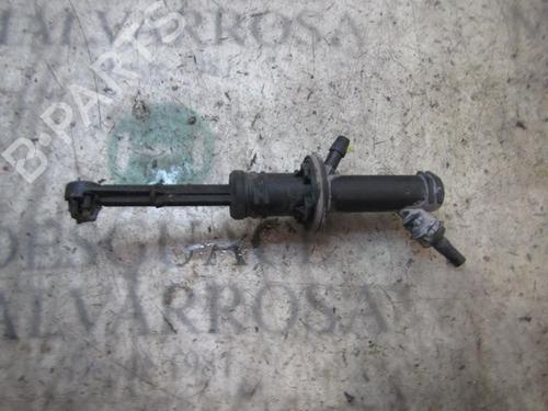 Used Clutch slave cylinder Clutch slave cylinder RENAULT KANGOO / GRAND KANGOO II (KW0/1_) 1.5 dCi 85 (KW0K, KW0L, KW0B) (86 hp) 14275691 14275691