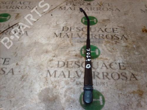 front-wipers-mechanism-nissan-trade-van-1996-1997-1998-1999-2000-2001-3738853 main image
