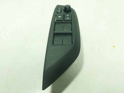 Used Left front window switch Left front window switch TOYOTA YARIS CROSS (MXP_) 1.5 Hybrid (MXPJ10) (116 hp) 28198606 28198606