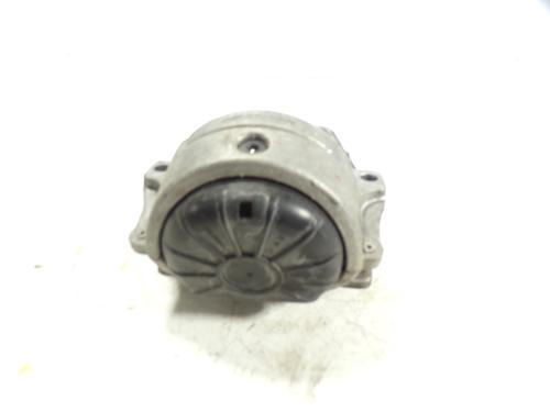 Used Engine mount Engine mount AUDI A5 Sportback (8TA) 2.0 TFSI (180 hp) 9083860 9083860