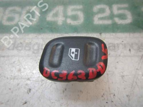 Used Right front window switch Right front window switch FIAT PANDA (312_, 319_) 1.2 (312PXA1A) (69 hp) 3877449 3877449