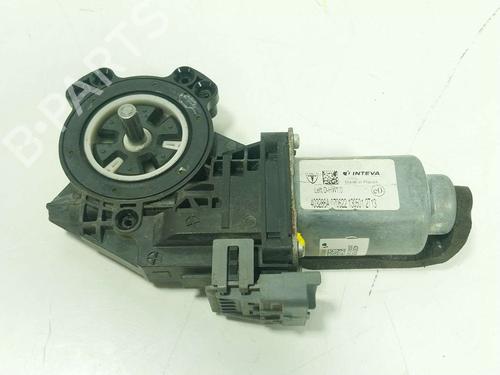Used Right front window motor Right front window motor TESLA MODEL X (5YJX) Plaid AWD (1020 hp) 39905133 39905133
