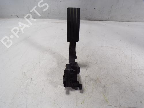Used Pedal RENAULT CLIO IV (BH_) 0.9 TCe 90 (BHNF, BHMA, BHMH, BHJK, BHJR) (90 hp) 9370854