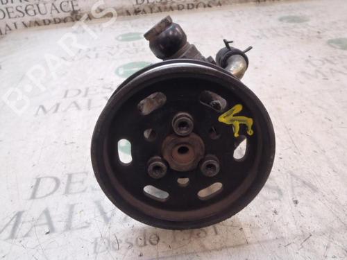 Used Steering pump Steering pump VW BORA I (1J2) 1.9 TDI (115 hp) 3827992 3827992