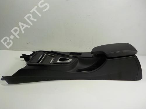 Used Armrest / Center console Armrest / Center console BMW 3 Touring (F31) 325 d (218 hp) 11023677 11023677