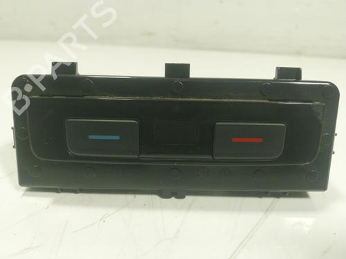 AC Styreenhet / Manøvreringsenhet VW TOURAN (5T1) [2015-2025]  17384986