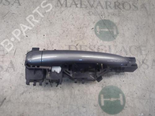 Used Front right exterior door handle Front right exterior door handle 3798898 3798898