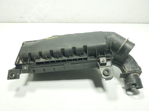 Used Air filter box PEUGEOT PARTNER Tepee 1.2 THP (110 hp) 28489007