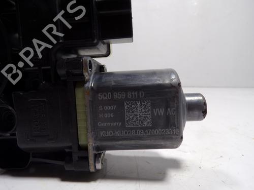 Left rear window motor SEAT ARONA (KJ7, KJP)  | BP8286534E23 