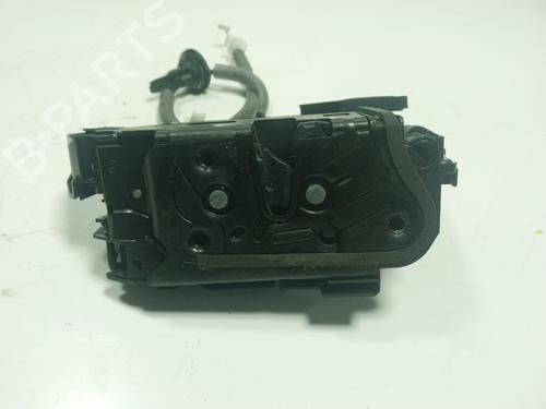 front-right-lock-skoda-karoq-nu7-nd7-5tb837016a-5tb837016a-2017-16470821 main image