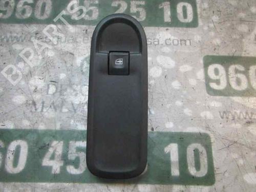 Used Right front window switch Right front window switch DACIA DUSTER (HS_) 1.5 dCi (109 hp) 3862510 3862510