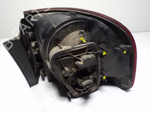 Achterlicht links VW TOUAREG (7LA, 7L6, 7L7) 3.0 V6 TDI | BP12452331C34 