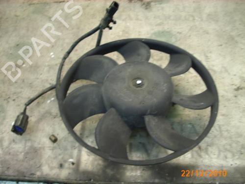 Used Radiator fan Radiator fan CHRYSLER VOYAGER / GRAND VOYAGER III (GS_, NS_) 2.5 TD (116 hp) 3779074 3779074