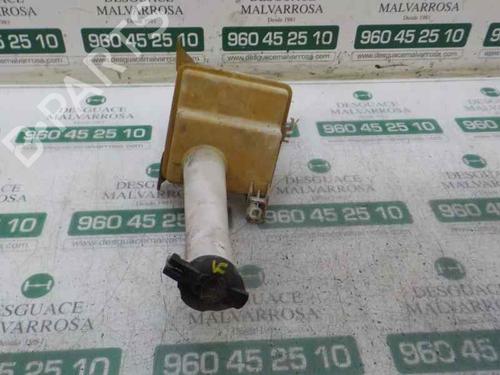 windscreen-washer-tank-hyundai-santa-fe-i-sm-2000-2001-2002-2003-2004-2005-2006-7411980 main image