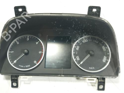 Used Instrument cluster LAND ROVER DISCOVERY IV (L319) 3.0 SDV6 4x4 (256 hp) 28689954
