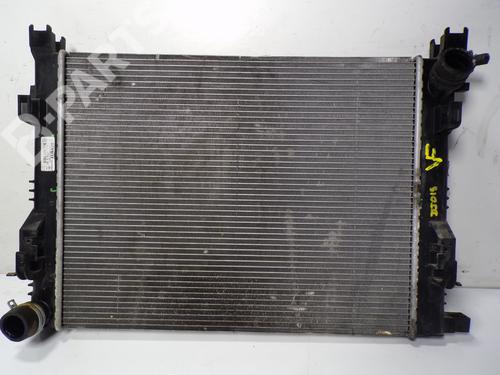 Used Water radiator Water radiator DACIA SANDERO II 1.5 dCi 75 / Blue dCi 75 (B8JW, B8M4, B8AH, B8M7, B8M6) (75 hp) 11132574 11132574