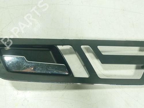 Used Front left interior door handle Front left interior door handle MERCEDES-BENZ S-CLASS (W221, V221) S 500 4-matic (221.086, 221.186) (388 hp) 39660738 39660738