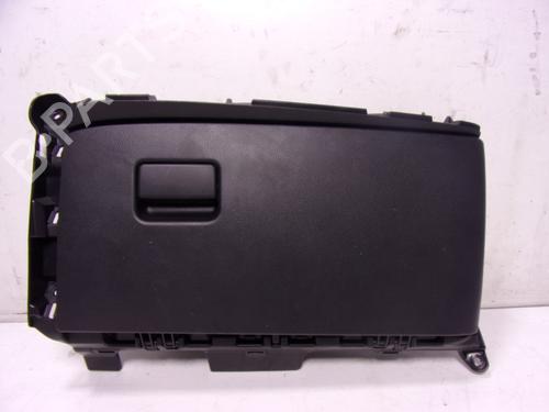 Used Glove box TOYOTA YARIS (_P21_, _PA1_, _PH1_) 1.5 Hybrid (MXPH11) (92 hp) 15634356