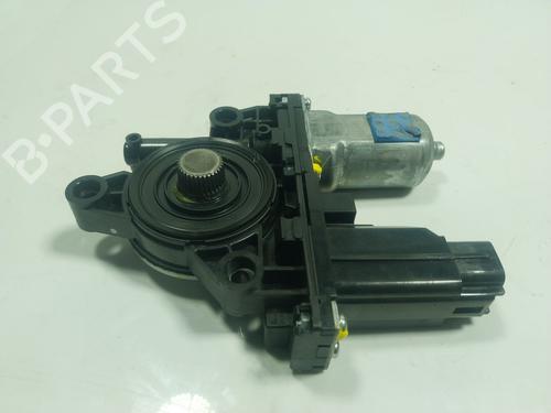 Right front window motor KIA SORENTO III (UM) 2.2 CRDi 4WD | BP19040661E20 