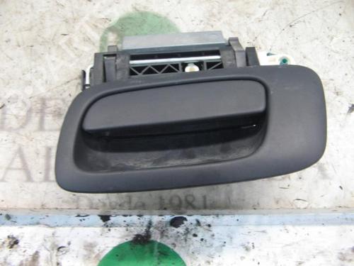 Venstre bagtil udvendigt håndtag OPEL ZAFIRA A MPV (T98) 1.8 16V (F75) (125 hp) 3783825