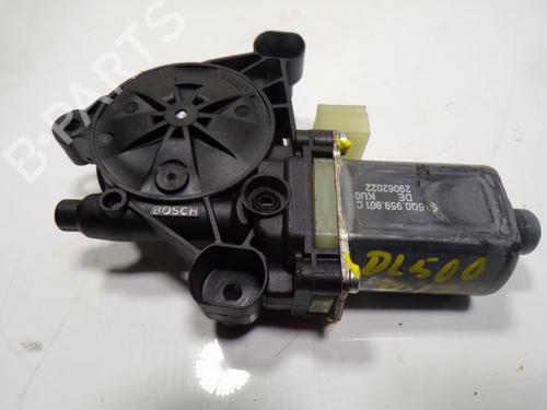 Left front window motor CUPRA LEON Sportstourer (KL8, KU8, KUD)  | BP13450305E21 