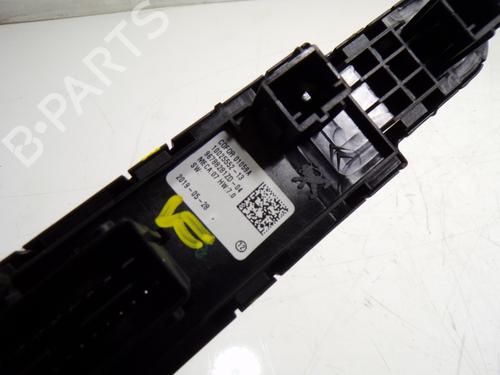 Left front window switch PEUGEOT 308 SW II (LC_, LJ_, LR_, LX_, L4_) 1.5 BlueHDi 130 | BP13614666I27 