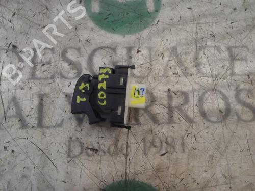 Right rear window switch TOYOTA AVENSIS Saloon (_T25_) 1.8 VVT-i (ZZT251_, ZZT251R) | BP3812065I28 