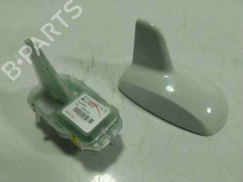 Antenne/Base Antenne/Base MERCEDES-BENZ M-CLASS (W166) ML 250 CDI / BlueTEC 4-matic (166.004, 166.003) (204 hp) 17911801 17911801