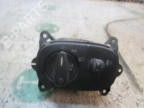Used Headlight switch Headlight switch FORD TRANSIT Van (FA_ _) 2.4 DI (FAA_, FAB_, FAC_, FAD_) (90 hp) 3844039 3844039