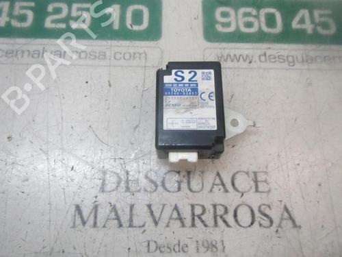 Used Electronic module Electronic module LEXUS IS II (_E2_) 220d (ALE20) (177 hp) 3880257 3880257