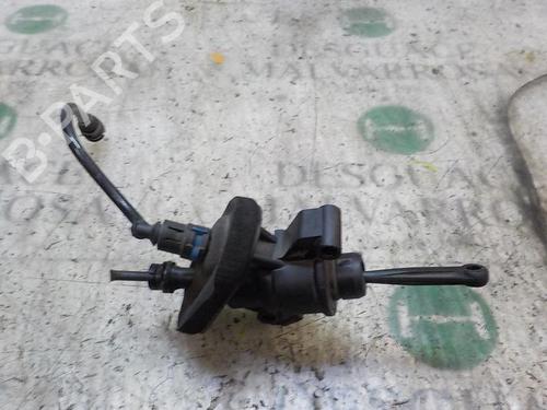 Used Clutch slave cylinder FORD FIESTA VI (CB1, CCN) 1.4 TDCi (70 hp) 14279421
