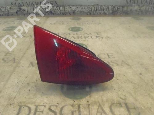 Used Left tailgate light Left tailgate light ALFA ROMEO 147 (937_) 1.9 JTD (937.AXD1A, 937.BXD1A, 937.AXV1A, 937.BXB1A,... (115 hp) 3805036 3805036