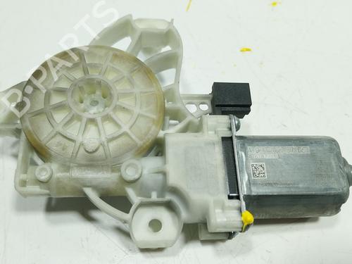 right-front-window-motor-mercedes-benz-a-class-w177-2018-35728453 main image