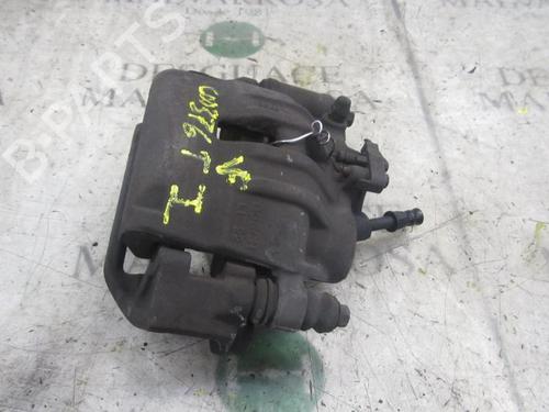Venstre bremsekaliber bag MERCEDES-BENZ SPRINTER 4-t Platform/Chassis (B904) [1995-2012]  11548589
