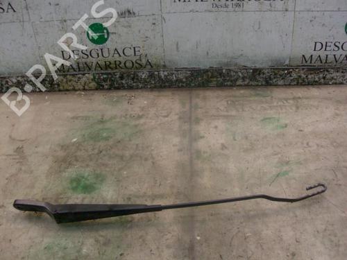 front-wipers-mechanism-citroen-c5-i-dc_-2001-2002-2003-2004-2005-3757176 main image