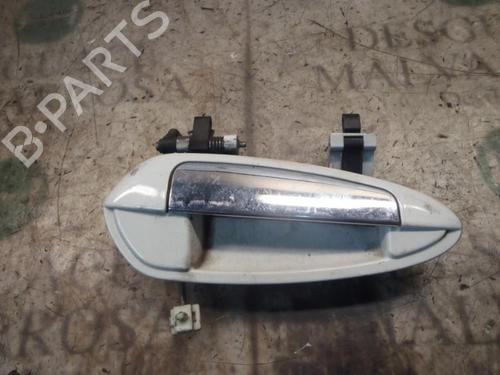 Used Front right exterior door handle Front right exterior door handle FIAT LINEA (323_, 110_) 1.3 D Multijet (323AXB11, 323AXB1A) (90 hp) 4007537 4007537