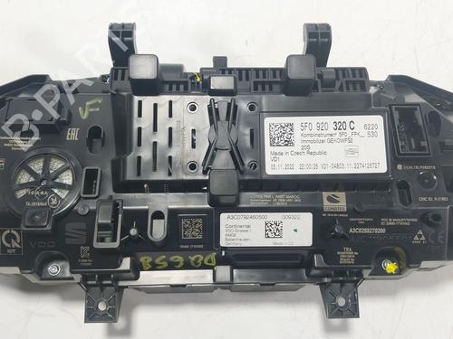 Instrument cluster SEAT LEON ST (5F8) 1.5 TSI | BP30406421C47