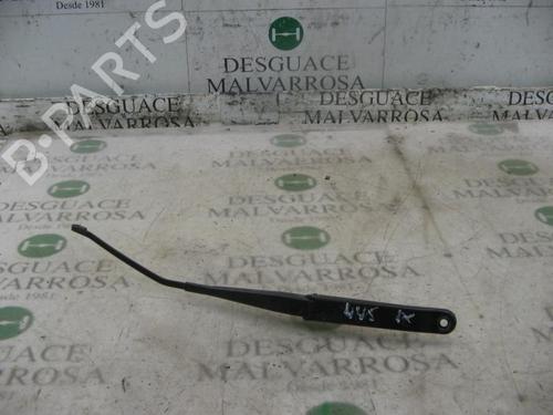 Used Front windshield wiper arm Front windshield wiper arm FIAT PUNTO (188_) [1999-2012] 3792151 3792151