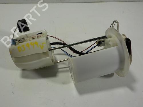 Used Fuel pump TOYOTA YARIS (_P13_) [2010-2020]  11960117