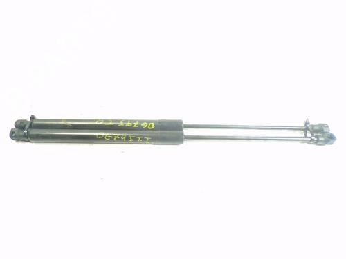 Used Tailgate lift support DACIA SANDERO II 1.5 dCi 75 / Blue dCi 75 (B8JW, B8M4, B8AH, B8M7, B8M6) (75 hp) 14285861