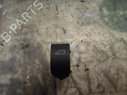 Used Right front window switch Right front window switch FORD FOCUS III 1.0 EcoBoost (125 hp) 3814634 3814634