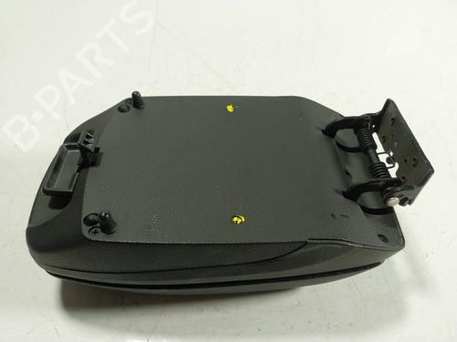 Armrest / Center console HYUNDAI i30 (GD) 1.4 CRDi | BP19647950I20 