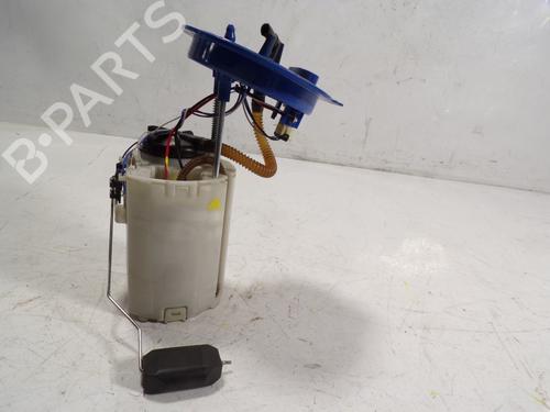 Used Fuel pump SEAT ARONA (KJ7, KJP) [2017-2025]  8649857
