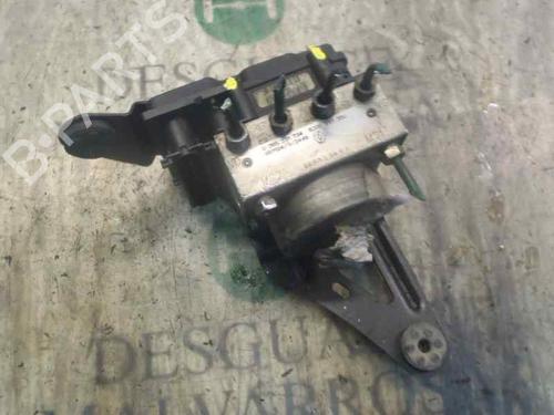 Used ABS pump RENAULT SCÉNIC II (JM0/1_) 1.5 dCi (JM1E, JM16) (106 hp) 3804370