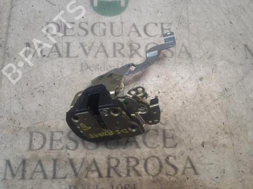 Front left lock TOYOTA RAV 4 II (_A2_) 2.0 D 4WD (CLA20_, CLA21_) (116 hp) 6932042360