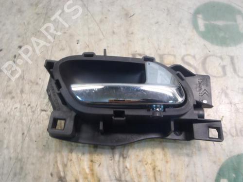 Used Front right interior door handle Front right interior door handle PEUGEOT 407 (6D_) 1.6 HDi 110 (6D9HZC, 6D9HYC) (109 hp) 3813272 3813272