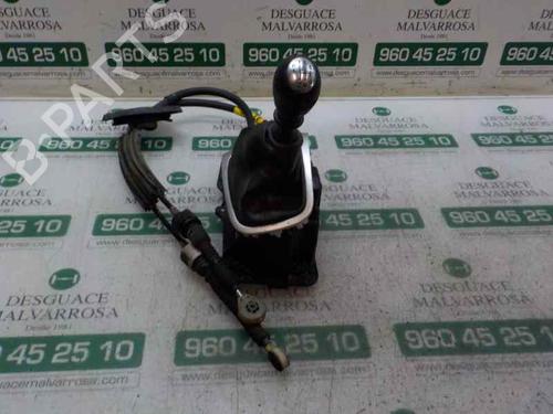 Used Gear lever Gear lever RENAULT MEGANE III Hatchback (BZ0/1_, B3_) 1.5 dCi (BZ0C) (90 hp) 7411988 7411988