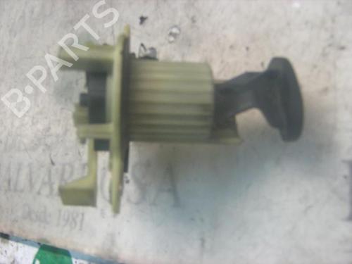 Used Tailgate handle RENAULT LAGUNA I (B56_, 556_) [1993-2002]  3763180