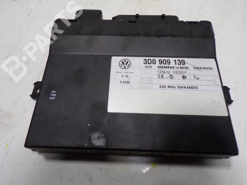 Used Electronic module Electronic module PORSCHE CAYENNE (9PA) 3.2 (250 hp) 10746883 10746883