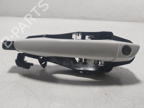 Used Front left exterior door handle OPEL CORSA F (P2JO) 1.2 (68) (101 hp) 21131227